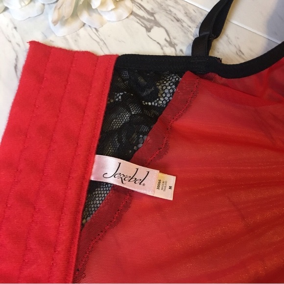 Jezebel | Lace Ruffle Corset Red and Black - Picture 5 of 6